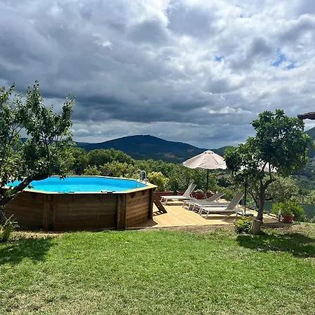 Villa Casale In Collina Immerso Nel Con Piscina E Ampio Giardino